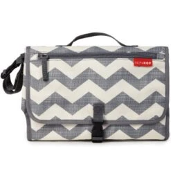 Skip Hop Petit Sac à Langer Chevrons